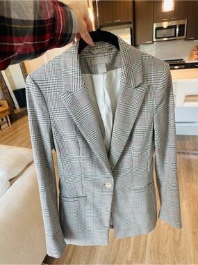 H&M Single-Button Blazer in Black, XXS